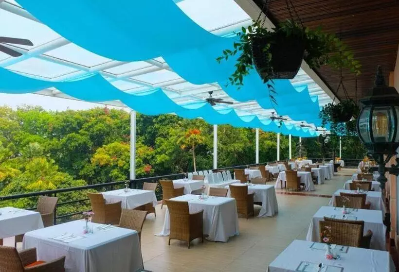 Fotos del hotel Royal Senyiur  Pasuruan:  21