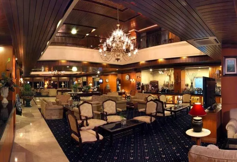 Fotos del hotel Royal Senyiur  Pasuruan:  16