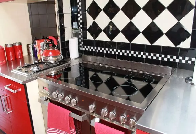 Fotos del hotel The Pitstop:  4