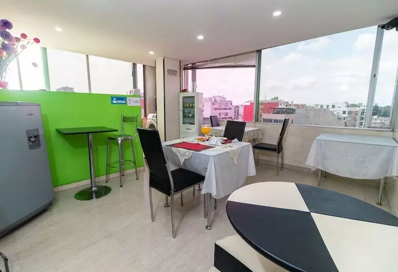 Fotos del hotel Titan Jj:  2