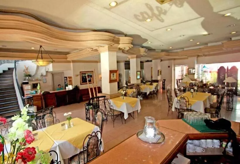 Fotos del hotel Galleria Davao:  4