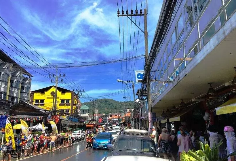 Fotos del hotel On Hotel Phuket:  11