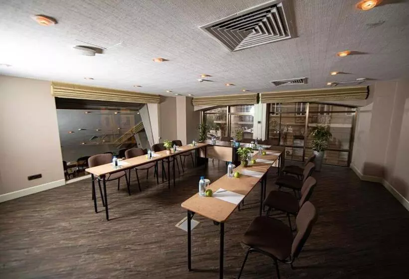 Fotos del hotel Sapphire Inn:  6