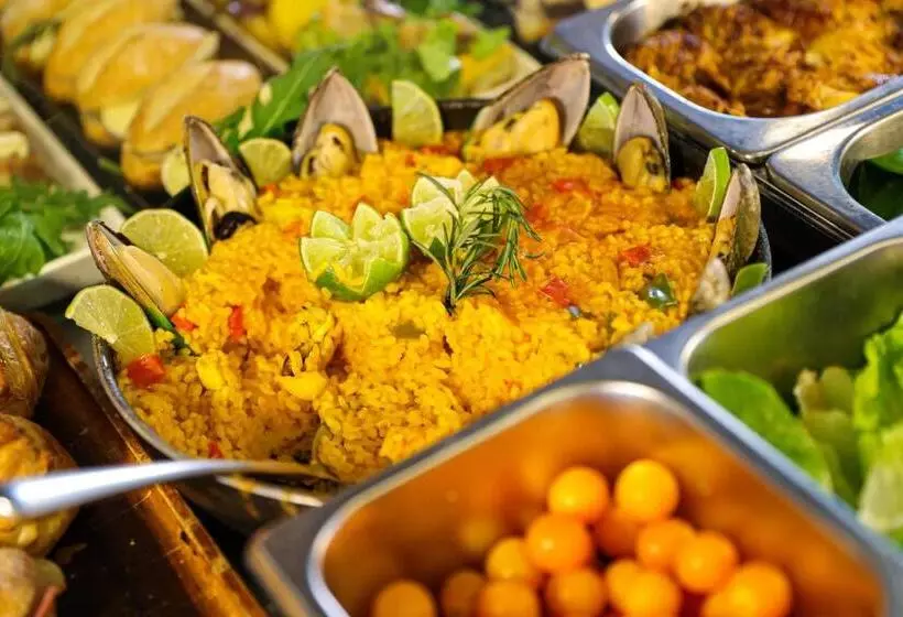 Fotos del hotel Bed Phrasinghadults Only:  19