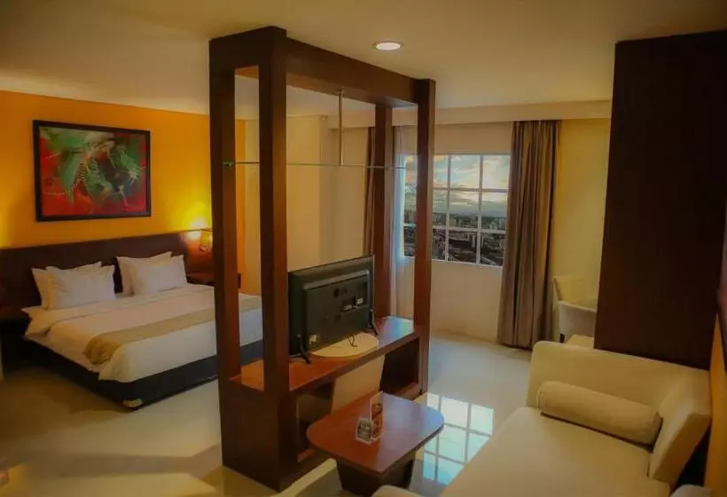 Fotos del hotel Noormans  Semarang:  22