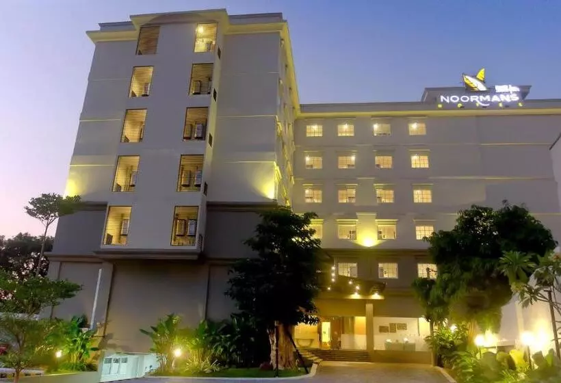 Fotos del hotel Noormans  Semarang:  9