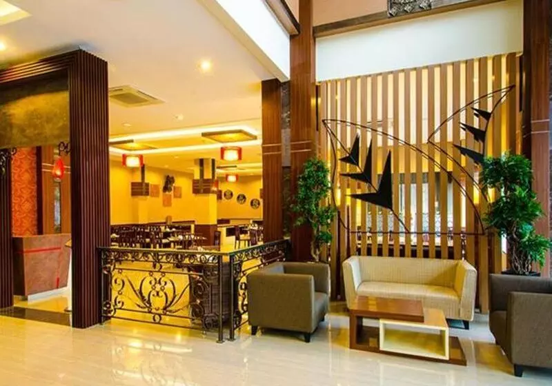 Fotos del hotel Noormans  Semarang:  4