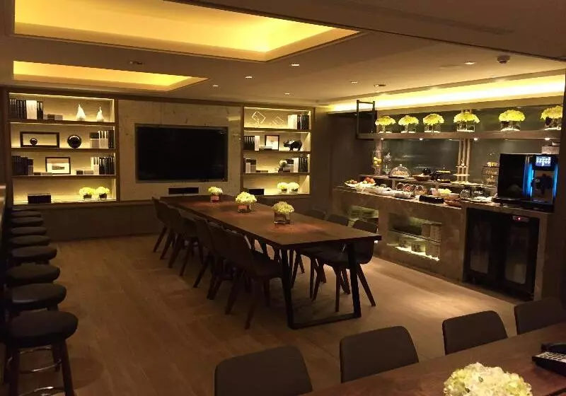 Fotos del hotel Treeart:  3