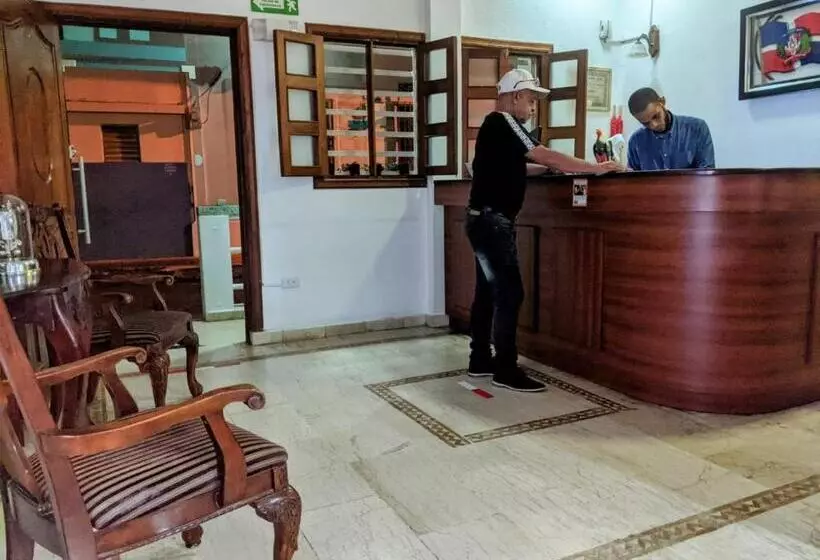 Fotos del hotel Aluge:  4