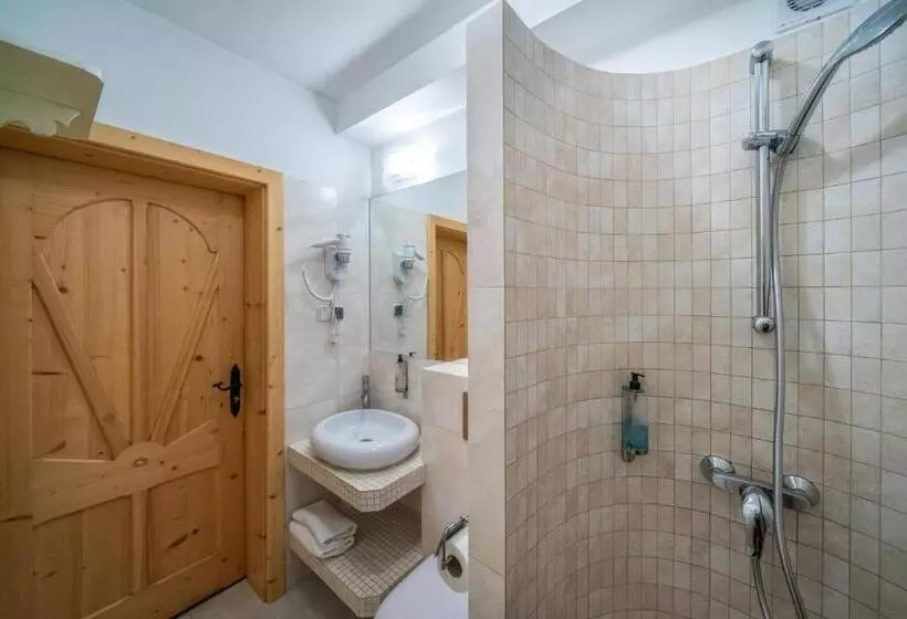 Fotos del hotel Butorowy Dwór:  4