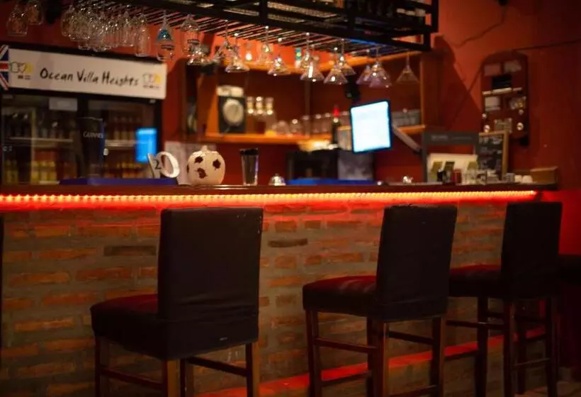 Fotos del hotel Ocean Villa Heights:  13