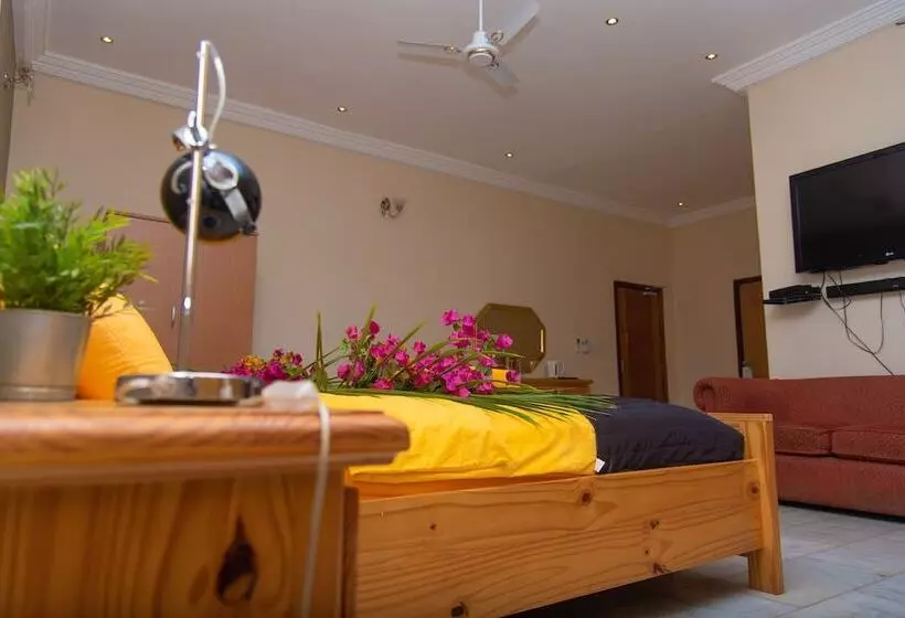 Fotos del hotel Ocean Villa Heights:  25