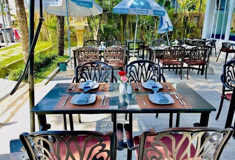 Fotos del hotel Sea Breeze Resort:  6