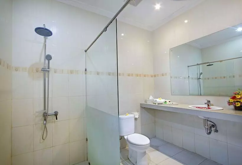 Fotos del hotel The Brothers Villas Padang Padang:  18