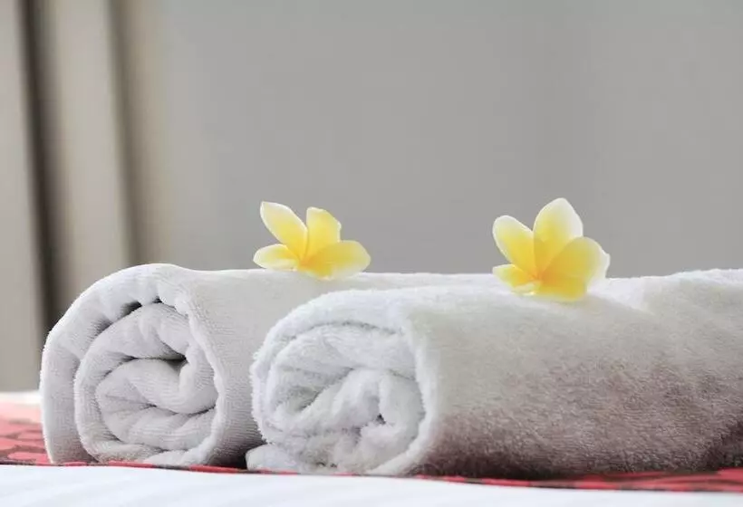 Fotos del hotel The Brothers Villas Padang Padang:  12