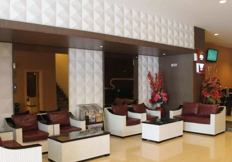 Fotos del hotel Grand Imawan:  3