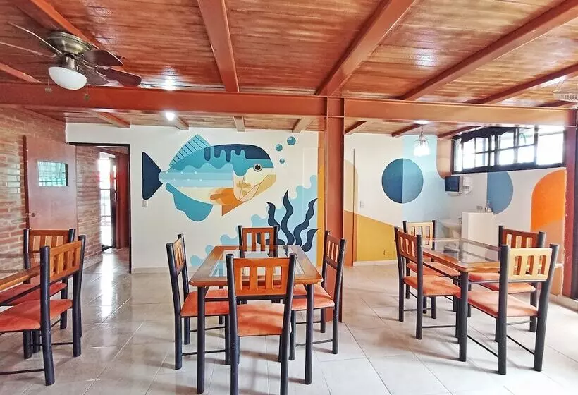 Fotos del hotel Brisas Marinas:  11