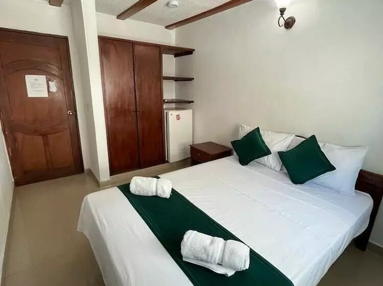 Fotos del hotel Brisas Marinas:  10