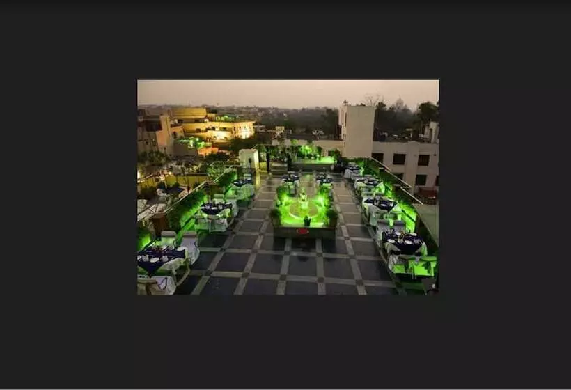 Fotos del hotel Taj Resorts:  8