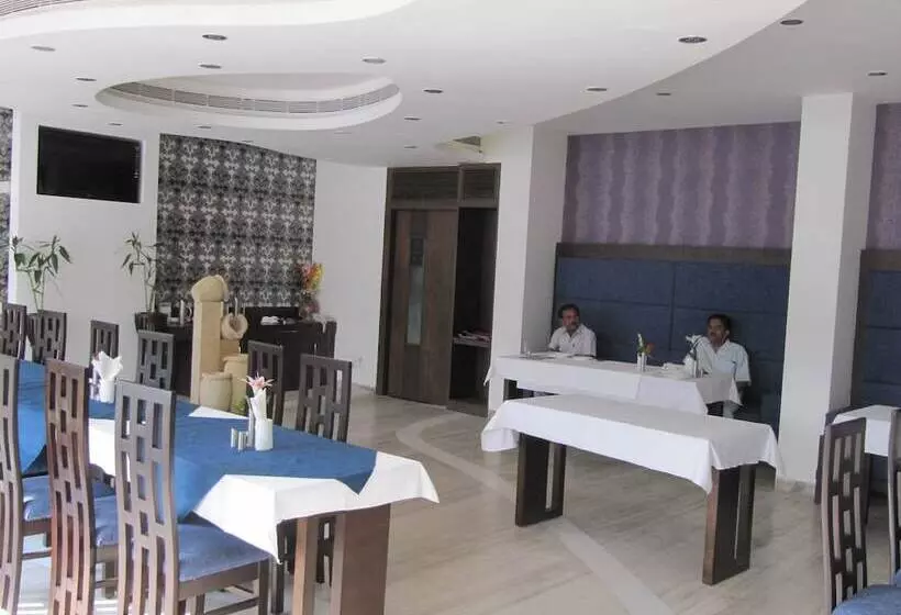 Fotos del hotel Taj Resorts:  13