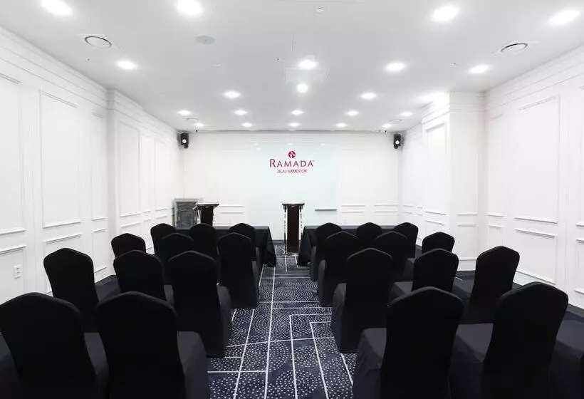 Fotos del hotel Ramada Jeju Hamdeok:  21