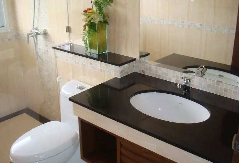 Fotos del hotel Jomtien Beach Penthouses:  4