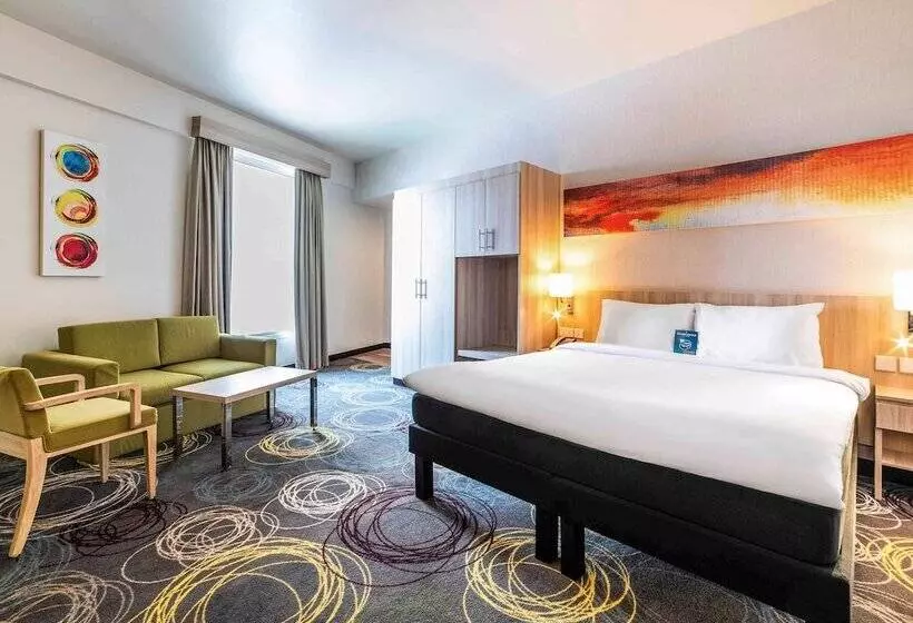 Fotos del hotel Ibis Styles Dragon Mart Dubai:  2