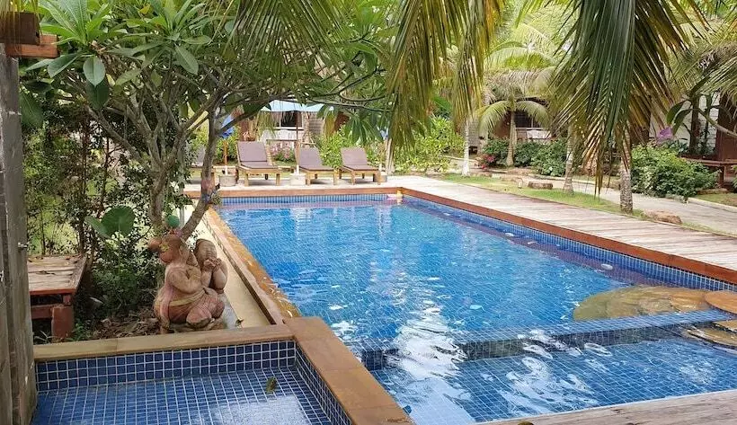 Fotos del hotel Isle Beach Resort:  13