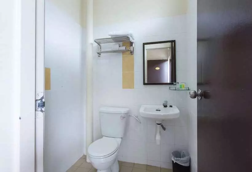 Fotos del hotel World Youth:  14