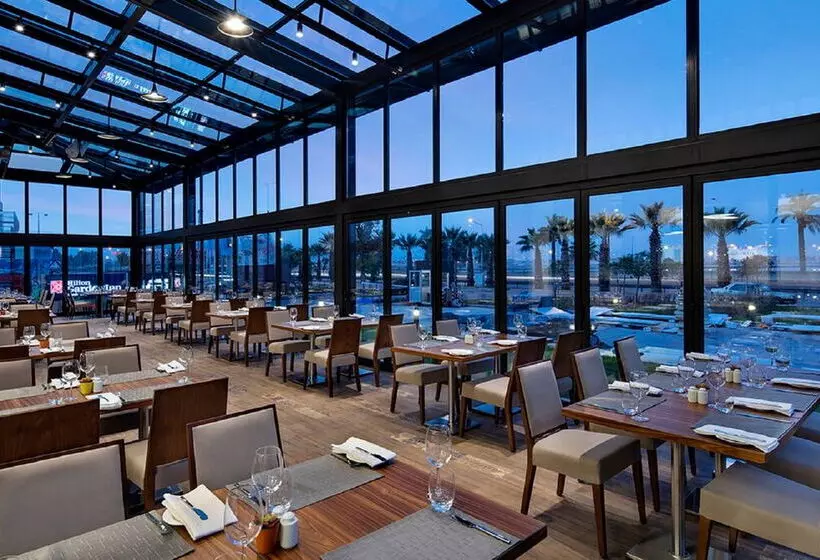 Fotos del hotel Hilton Garden Inn Izmir Bayrakli:  13