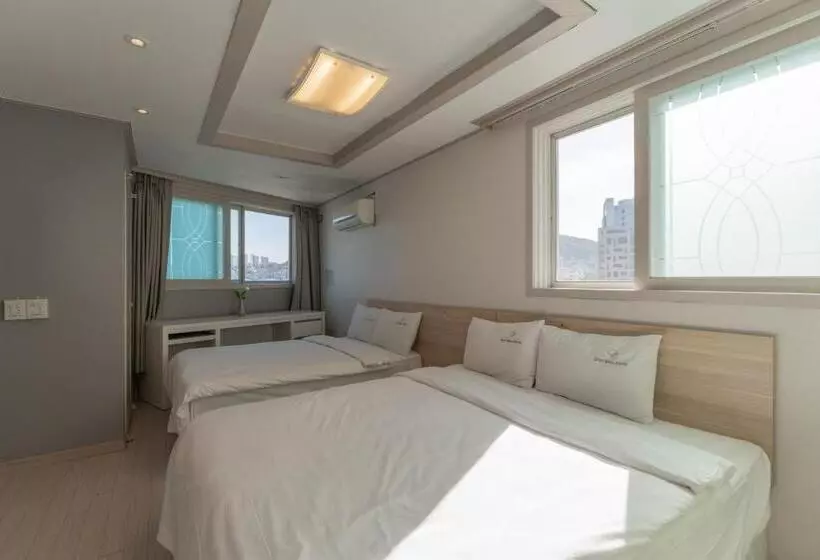 Fotos del hotel Staywell:  11