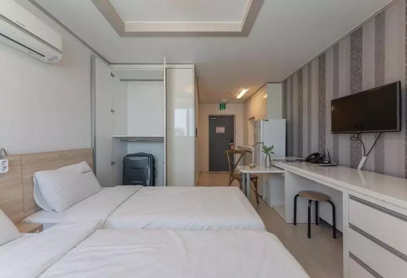 Fotos del hotel Staywell:  8