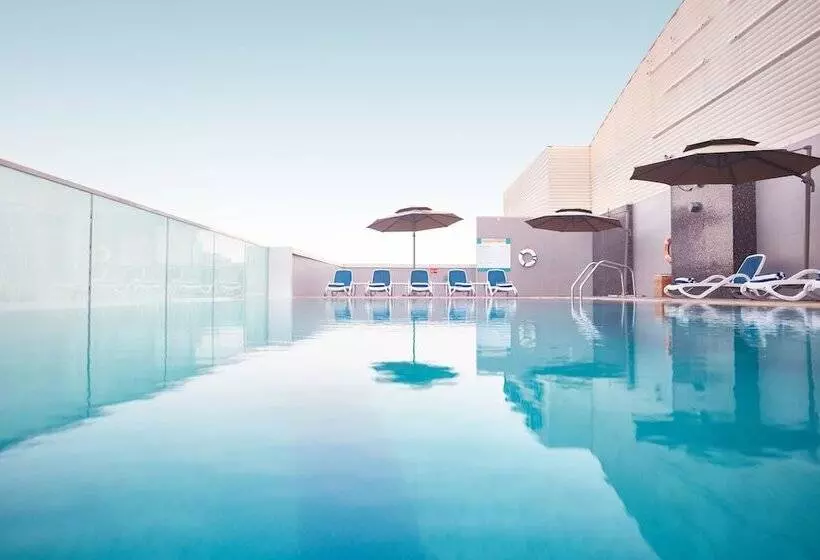 Fotos del hotel Treppan Hotel & Suites By Fakhruddin:  2