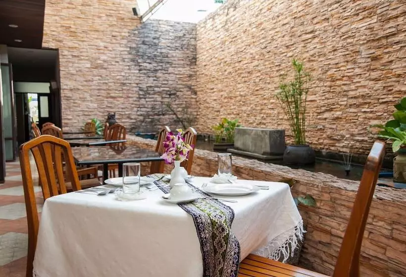 Fotos del hotel Crystal Inn Phuket:  5