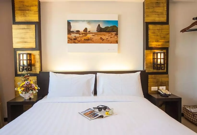 Fotos del hotel Crystal Inn Phuket:  2