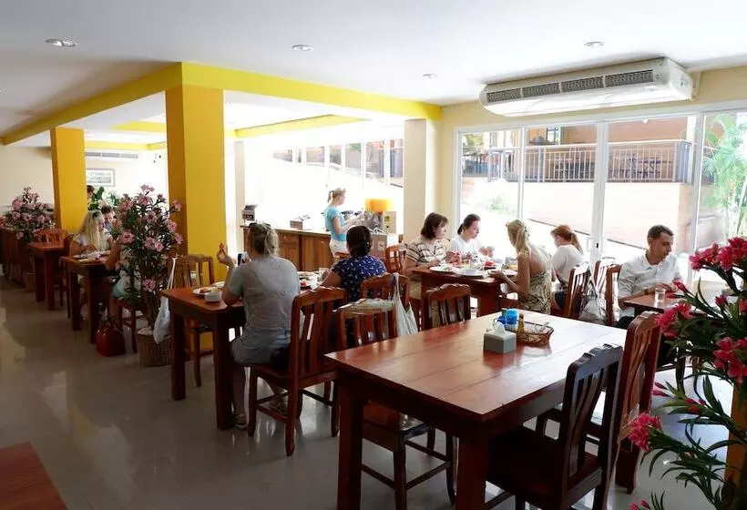 Fotos del hotel Karon Village:  5