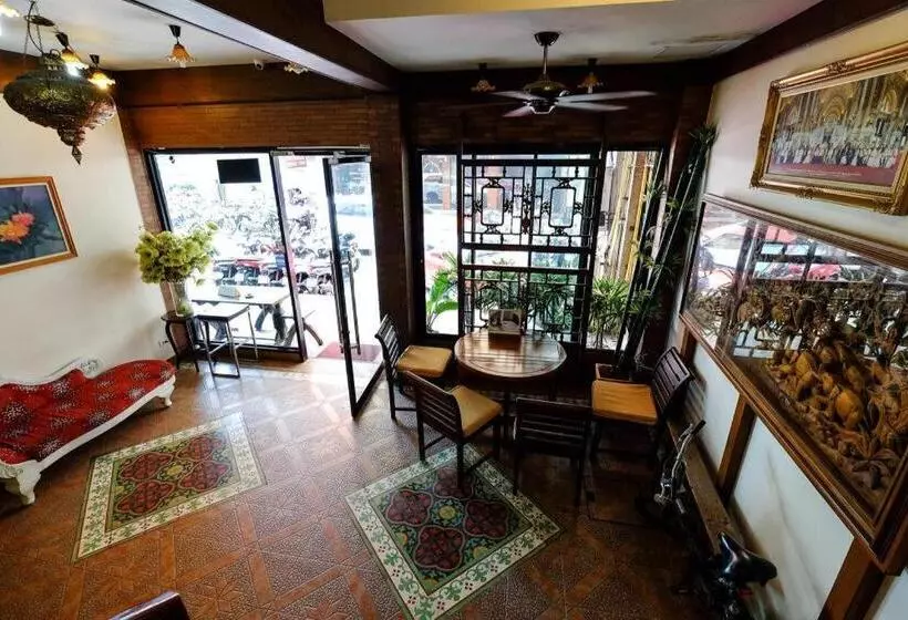 Fotos del hotel The Red Balcony Inn:  3