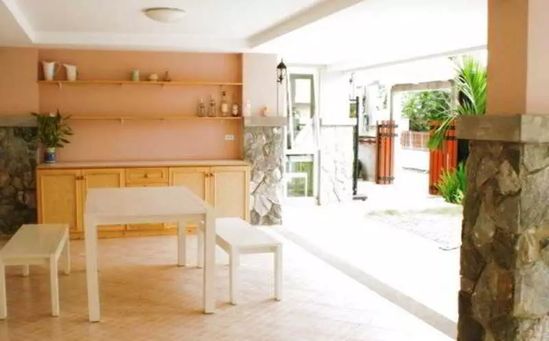 Fotos del hotel Triple Palms House:  4