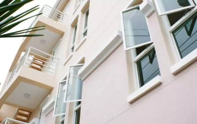 Fotos del hotel Triple Palms House:  5