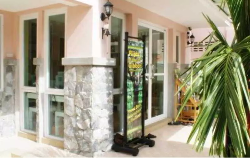 Fotos del hotel Triple Palms House:  6