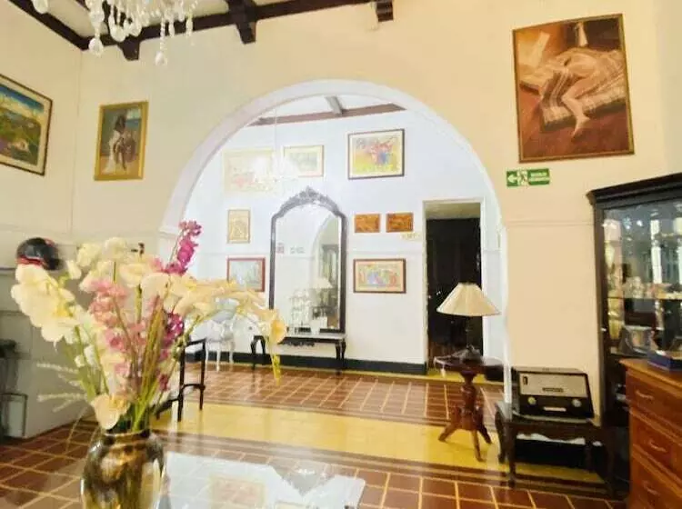 Fotos del hotel Casa Colonial:  7