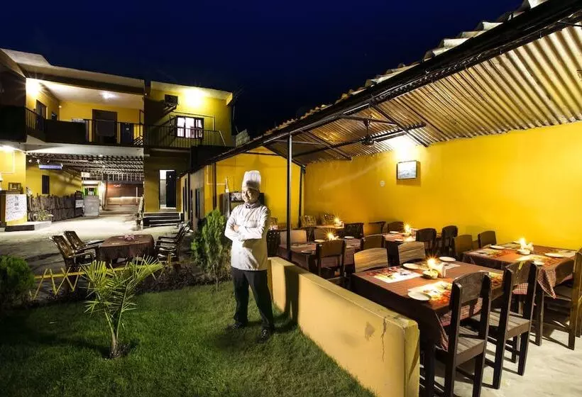 Fotos del hotel Sauraha Nana:  2