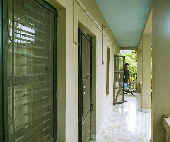 Fotos del hotel Sauraha Nana:  10