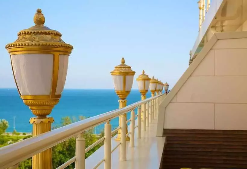 Fotos del hotel Emirhan Palace:  11