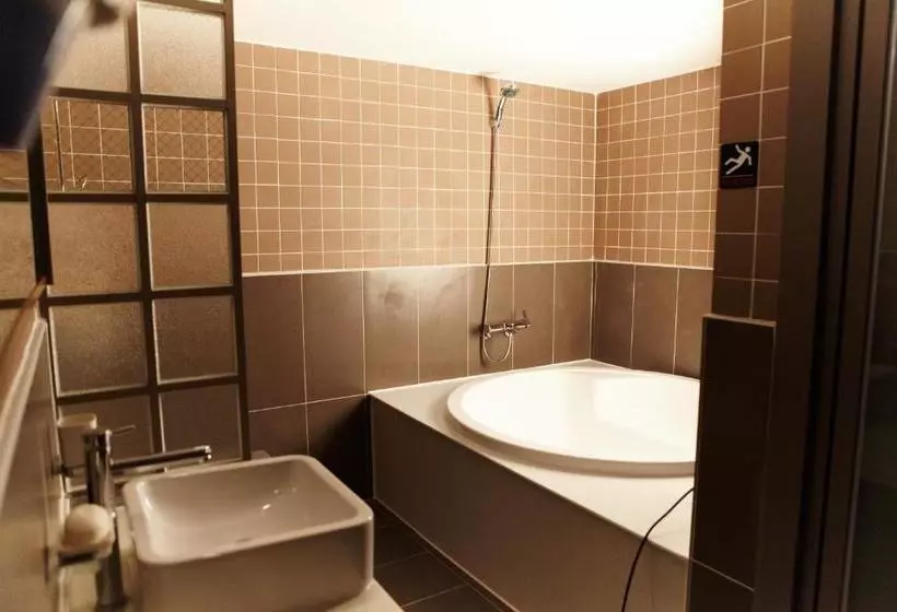 Fotos del hotel Q5:  6