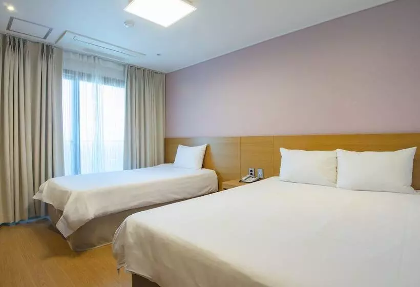 Fotos del hotel Sims:  9