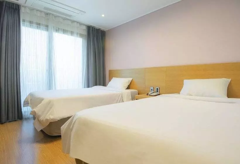 Fotos del hotel Sims:  10