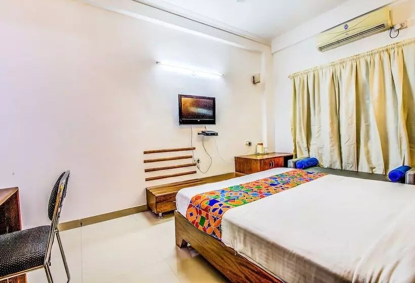 Fotos del hotel Fab Aga West Park:  12