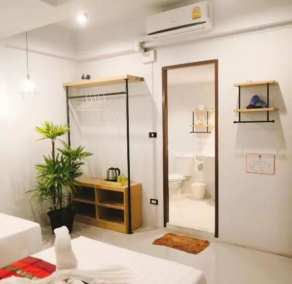 Fotos del hotel Little Lanna Guesthouse:  7