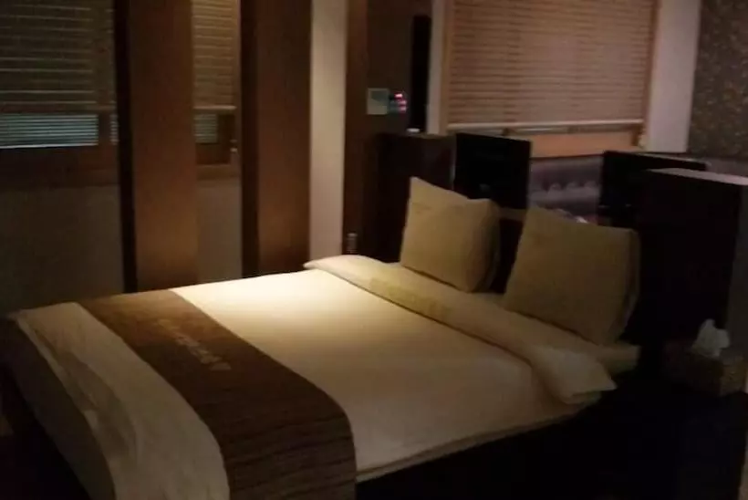 Fotos del hotel Apsan Business:  24